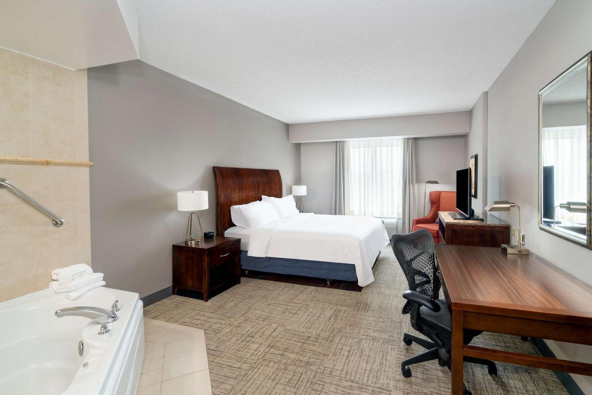 Hilton Garden Inn Огаста Экстерьер фото